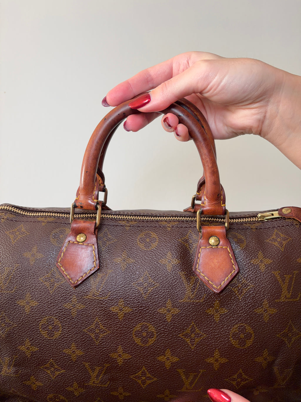 Louis Vuitton 35 Speedy