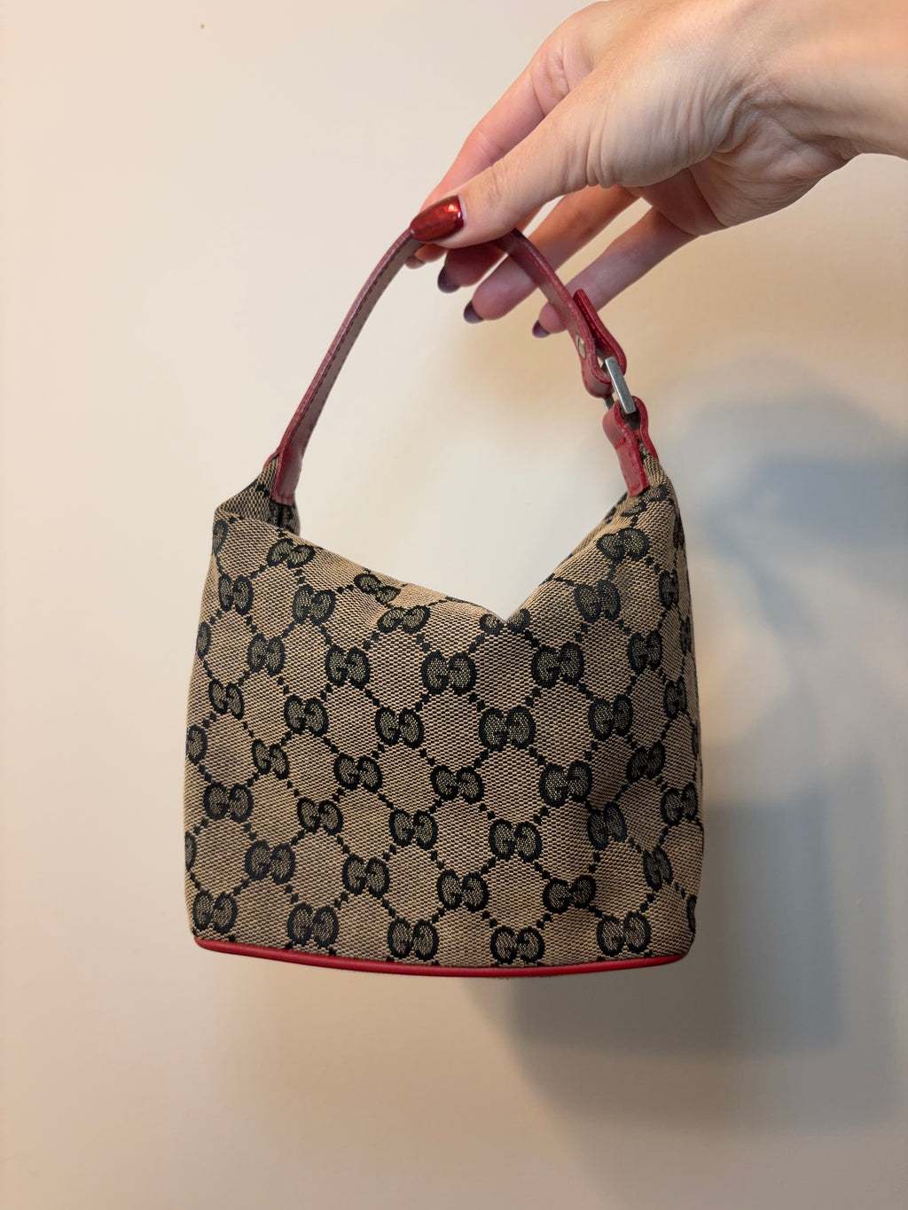 Gucci GG Canvas Grab