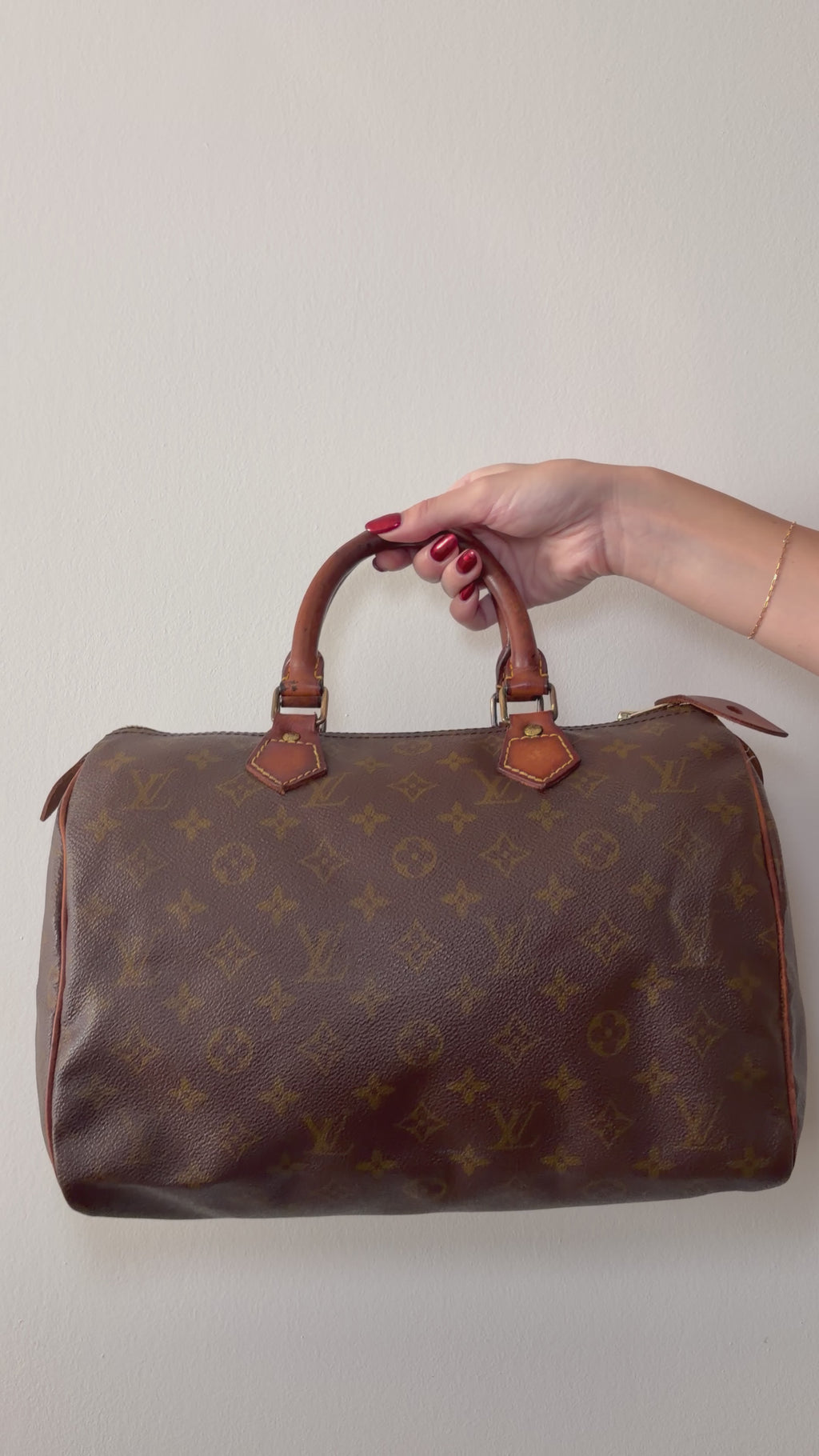 Louis Vuitton 35 Speedy